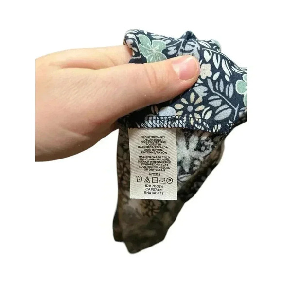 Ann Taylor LOFT Tunic Size M Blue Green Floral Short Sleeve Open V Back - Picture 4 of 6